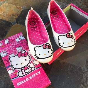 Hello Kitty flat shoes
